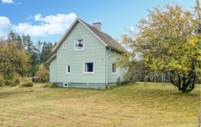 2 Bedroom Amazing Home In Charlottenberg